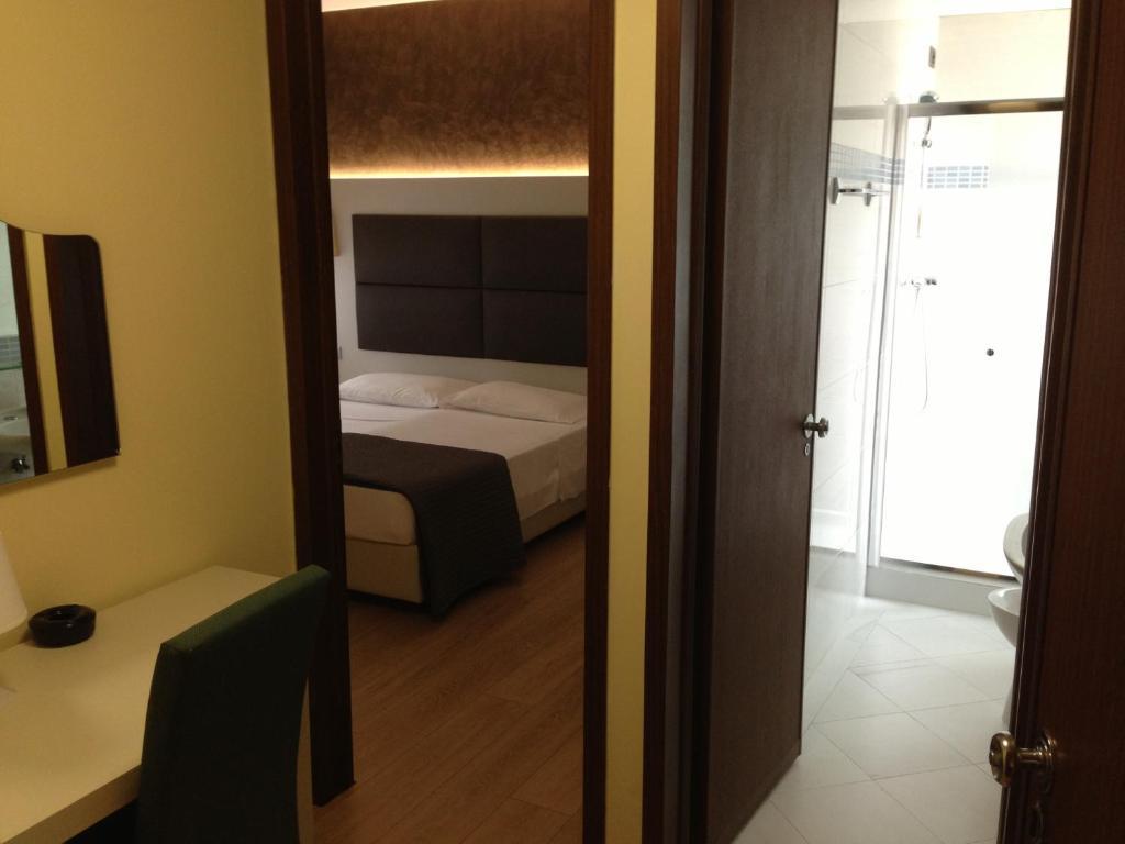 Hotel Eros Lignano Sabbiadoro Rom bilde